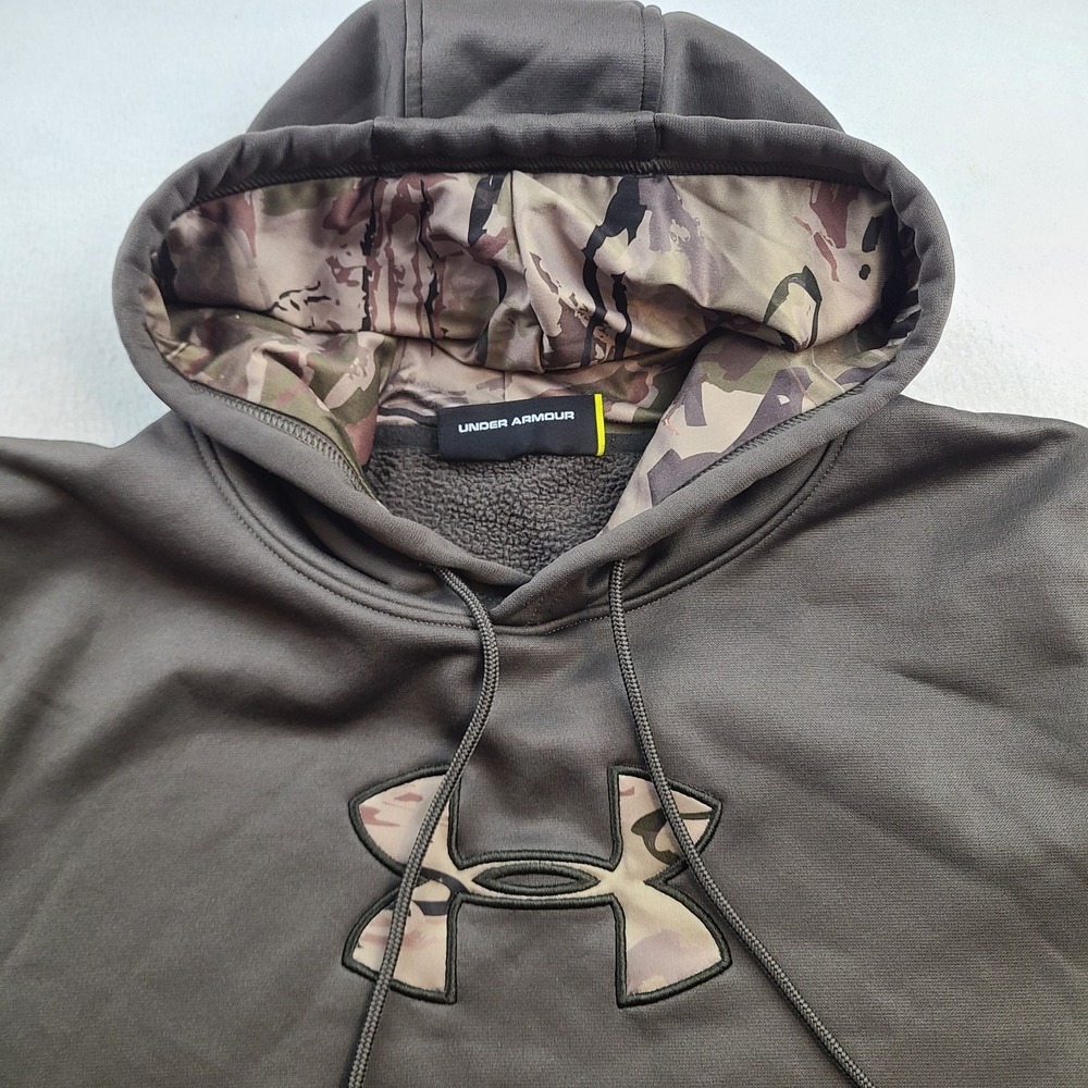 Under Armour UA Storm Hoodie Men’s Medium Brown Camo Chest Logo Fleece Pullover